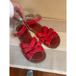 The original saltwater sandal in red Women's Size 7 Leather Sandals